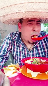 3.2K views · 149 reactions | Buen provecho! Un buen pozole pa desayunar  Los Numero Uno 97 1 Fm #VIVAMEXICO | El Manzito | Facebook