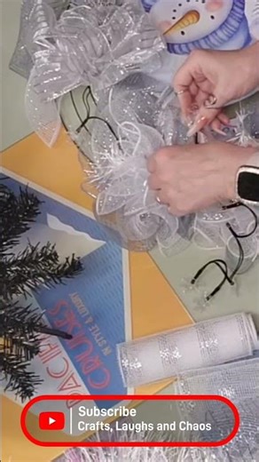 Easy DIY Deco Mesh Christmas Wreath