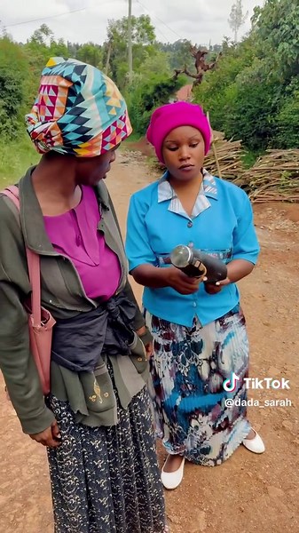 Dada Sarah na Njoki Wa Ndegwa: Chupa za Wenyewe