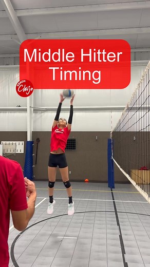 426K views · 5.4K reactions |  Middle Hitter Timing Middle hitters, your rhythm matters. Left step when the ball is set, then take your right–left at the peak of the set. And reach high with that left hand. JUST GO! #volleyball #volleyballtraining #volleyballtips #middlehitter | Coach Chijo | Facebook