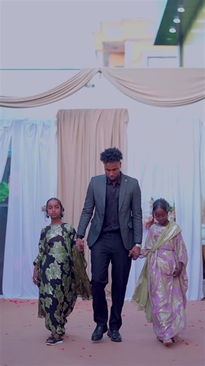 Shugriya Arts: Equestrian Beauty