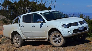 Mitsubishi Triton GLX-R 2014 Review