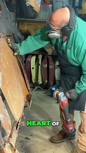 Cinematic Metal Grinding – Sparks Flying in Slow Motion (Satisfying Visuals)