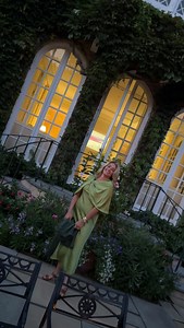 in case you’re new here…I really love green 🦖 | Daphne Oz