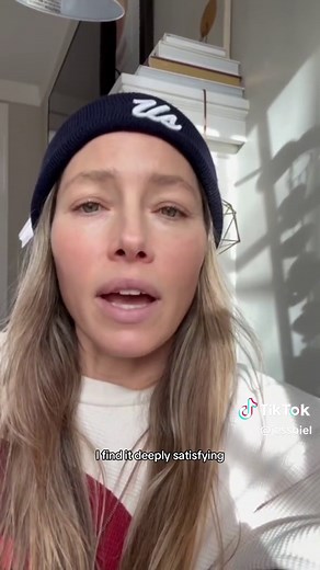 Replying to @Ryan All your shower eating questions finally answered 🫡