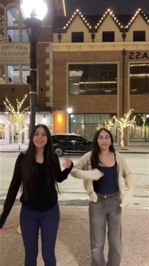 Hey fuys if u see rhis ar the end od the caprion everyone pretend uou like cereal go!!!!!!!