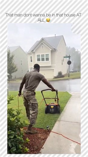 Follow → @SnackBreakMeme ← Did you know Antarctica is the driest, windiest, and coldest continent on Earth, yet it’s classified as a desert? Despite being covered in ice, its extremely low precipitation and humidity levels make it Earth’s largest polar desert. This harsh environment challenges life, yet some specially adapted organisms thrive there. This paradoxical fact sheds light on the incredible resilience of life in extreme conditions, inspiring awe for Earth’s diverse ecosystems. #memevid