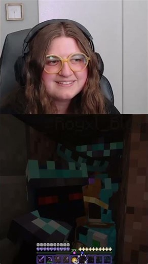 All around me are familiar faces | #allieblooms on #Twitch playing #minecraft #soulcrafters