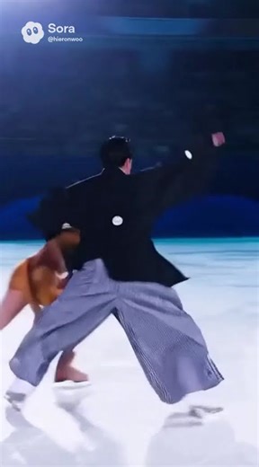 A Regal Pair on Ice: Samurai & Lion Queen Skate in Harmony