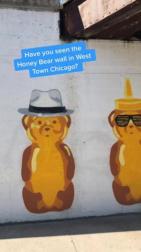 Exploring Chicago Street Art: The Honey Bears