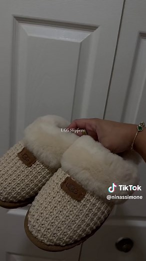 Cozy Knit UGG Slippers Review | Warm & Comfortable