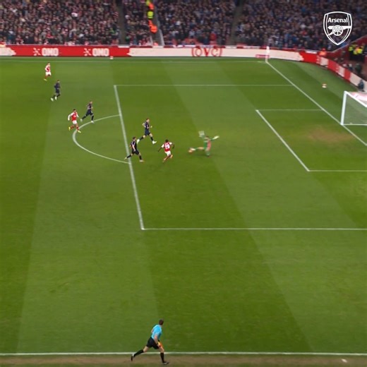 Cool as you like 😎 | Arsenal