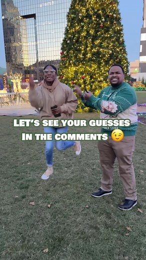 COMMONS TRIVIA: HOLIDAY EDITION 🌲 with @djbeezz28 Celebrating our last Festive Friday with a little trivia! TONIGHT from 5-9 pm you can enjoy free hot chocolate, free carousel rides, live music, boozy beverages and more here at the park. This is the last Festive Friday of the season! Now for the question of the day: How many cups of hot chocolate were given away last Festive Friday by @tortillastreetfood? Hint: It’s more than all of the guesses in this video 😳☕️☕️ See you tonight 🎉 | Columbus