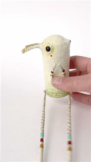 Look at these legs ... #papermacheart