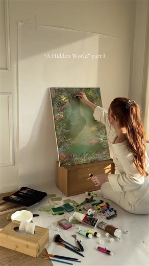 Exploring Abstract Art Techniques in Acrylic