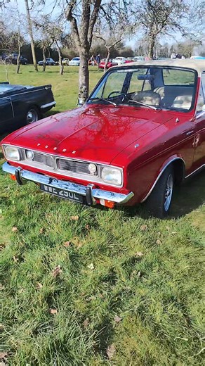 A very unusual Hillman Vogue, which you may recognise as a Hillman Hunter, was made in South Africa. They were fitted with Peugeot engines from the factory. Take a look around this amazing, well presented car, which is very rare in the UK. | Darren Vel Satis