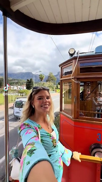 📍Mallorca 🇪🇸 #mallorca #spain #travelspain #palmademallorca #palma #thingstodo #traveltips #daytrip #traveltok #soller #españa #travel #foryou #fyp