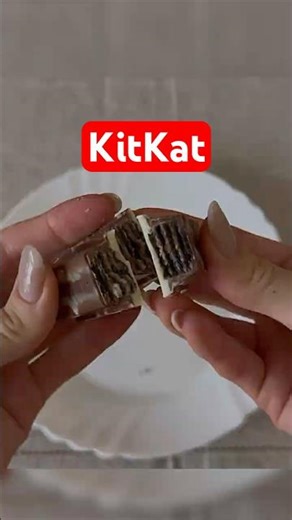 Breaking a KitKat Chunky 🍫 So Satisfying! #asmr