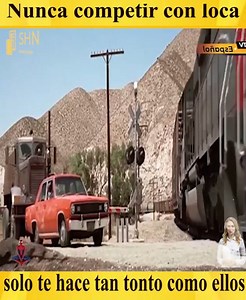 Nunca compitas con locos, solo te hace tan tonto como ellos | ေရြႊလြန္းပ်ံ