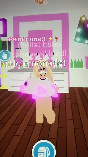 owner 1 is back!! 💗🤭 #adoptme #roblox #scammers #hatesscammers #fyp #viral #scam #blowup #adoptmescammer #adoptmescam #inventory