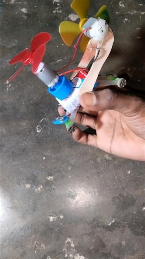 "DIY Mini Helicopter | Ghar Par Banaya Powerful Helicopter Model 🚁🔥 #Shorts"
