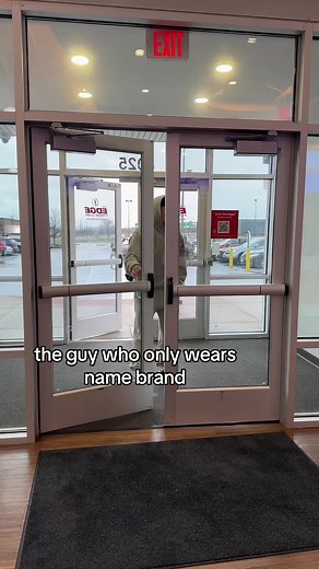 Cozy Fuzzy Christmas Slippers for the Holiday Season