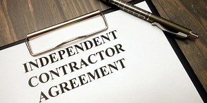 Independent contractor gets better of his boss by just stating facts