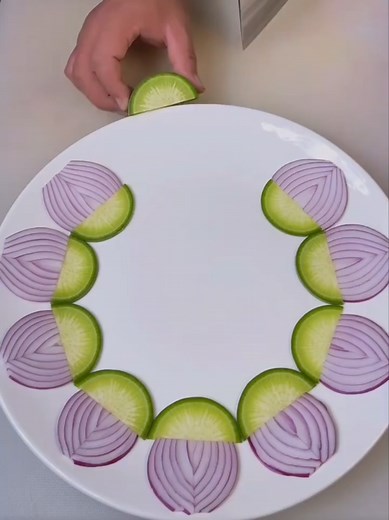 How to Make Beautiful Vegetable and Fruit Arrangements