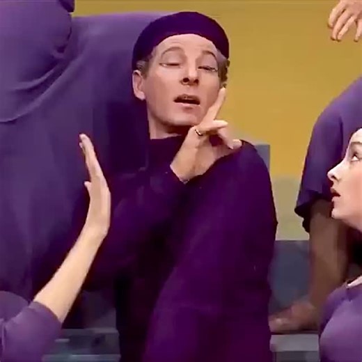 Charles Kreloff on Instagram: "#dannykaye #birthday Danny Kaye (David Daniel Kaminsky), Vera Ellen and a bevy of dancers doing “Choreography” by Irving Berlin in “White Christmas” (1954), directed by Michael Curtiz, choreography by Nick Castle. #whitechistmas #choreography"