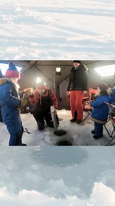 In the Northwest Territories, fishing is a year-round adventure! 🎣 Ice fishing is often thought of as a very intimidating and rigorous activity. It’s true that many outdoor survivalists count ice fishing as one of their most valuable winter skills, but this rugged perspective is not the only way people enjoy ice fishing. But here, in the NWT, ice fishing can be a relaxing and comfortable way to pass the day before a night of chasing the world’s best Aurora, or an opportunity to listen to Indige