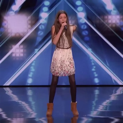 13-Year-Old Golden Buzzer Winning Performance | Agt super fan