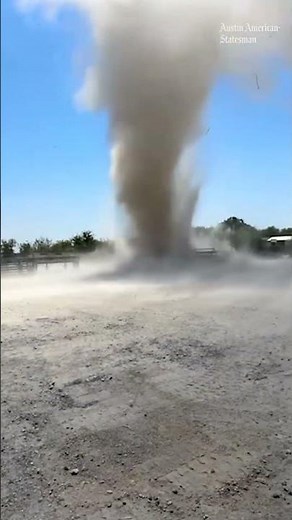 Massive dust devil in Texas engulfs stunned man filming video