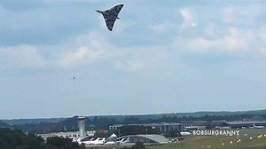 Watch the Vulcan bomber lift off in a howling wingover takeoff