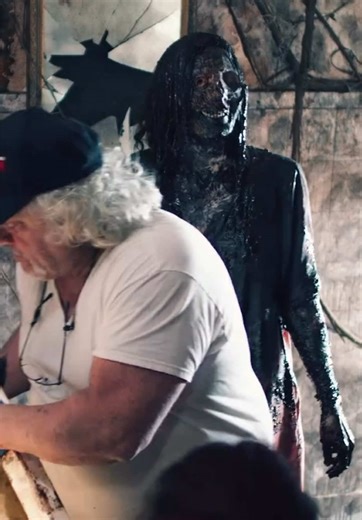 Raise a glass (shard) to Samantha Scaffidi on her birthday. Fave Vicky scene in the #Terrifier movies? #terrifieredit #whattowatch #filmmakingtips #specialeffectsmakeup