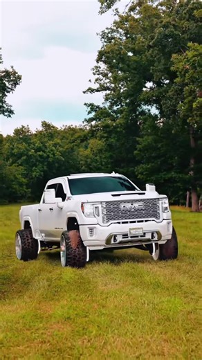 Chase Brock (@mister_brockk)’s videos with how you remind me - slow and sped audios🚺