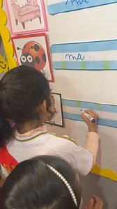 🍎🦇🤰💜 SONIDO INICIAL 🪴🏍️🎒🐒 ———— MA - ME - MI - MO - MU —————- 🍎🎨🌟ⒺⓍⓅⓁⓄⓇⒶⒹⓄⓇⒺⓈ🌟🎨🍎 🪄🫶🩷💁‍♀️ Miss Leydi - 4 años “A”🩷🫶💁‍♀️🪄 🖍Identificamos el sonido 🖍Escribimos las sílabas 🖍Demostrando lo aprendido.😊 🍎🪄💛Excelente Exploradores 🫶💛🍎🪄 #GrupoCreciendo #aula4años #MisLeydi #exploradores #destacar @seguidores #seguidores @destacar | Creciendo Entre Juegos Y Risas