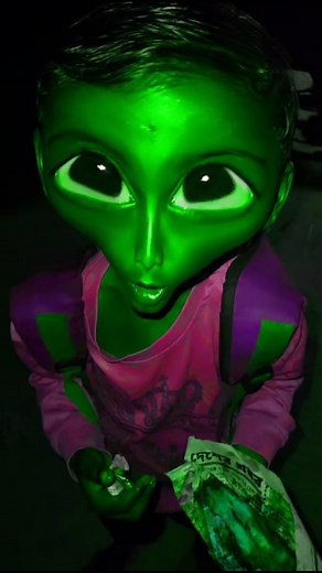 88K views · 25K reactions | Alienছা কি খেয়েছ #Alien #KhabarKache #reelsinstagram #funny #comedy #video #reels #shorts #alien #video | LE DEKH VIDEO | Facebook