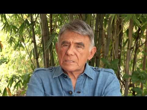 Don Justo Verdad presenta a Hector Suarez