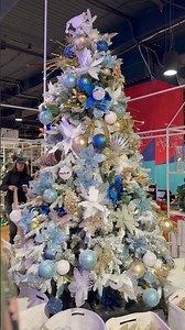 Christmas is coming ~ Myer, Sydney CBD, Australia