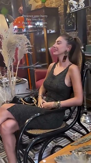 Şeyma Subaşı Sallanan Sandalyede#shorts