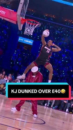 Kj is just having a good time 🤣🤣@E-40 🕺🕺