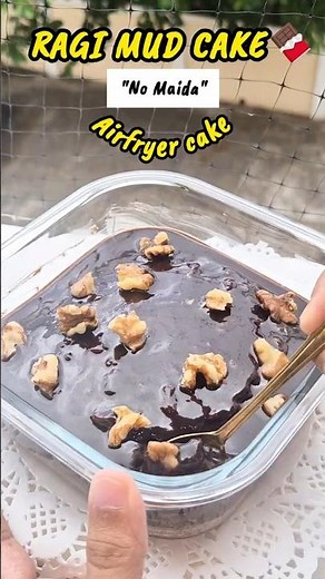Airfryer Ragi Mud Cake 🍫 No Eggs No Maida | Ab guilt-free khao ✨️ #shorts #youtubeshorts #recipe