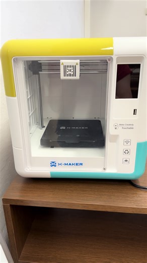 🖨️Exploring the power of the X-Maker 3D printer ⚙️💡 Can it handle complex prints with perfect precision? Each layer of #3dprinting reveals new potential for #makerlife innovation 🔋🛠️ What’s your favorite #techhack tool right now?