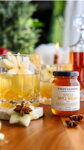 Come and visit our Fresh Market Farms pop up shops— where local food tastes better because it’s grown with love. 💚Enjoy our own jams, sauces and preserves or taste products that we are have curated to ensure you are supporting local when you shop with us. #FreshMarketFarms #BuyLocal #SupportLocalFarms #FlamboroughFarm #FarmFresh #EatLocal #SustainableFarming #ontariogrown #mapleviewcentre #oakvilleplace #oakvilleontario #burlingtonontario #waterdownontario #freshmarketfarms www.freshmarketfarms