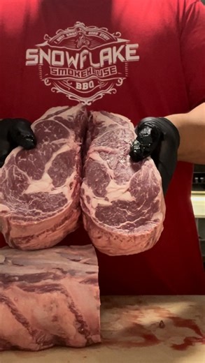 Your cut, your way 🥩🔪 At our butcher shop, we cut to customer specs on request. Want thicker steaks? Custom roasts? Special trim for grinding or smoking? Just tell us what you need—we’ve got you covered. 📞 Call ahead to place your order: 928-243-5933 Save time, get exactly what you want, and pick it up fresh. Because great meals start with the right cut. 💪🥩 #beef #steak #ribeye | Snowflake Smokehouse and Butcher Shop