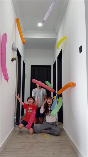 Playing Rocket Balloons: A Fun First Experience