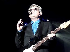 Tom Bailey Sings 'Doctor Doctor' Thompson Twins New York City, Aug 21, 2014