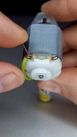 Build a simple tattoo machine from everyday materials