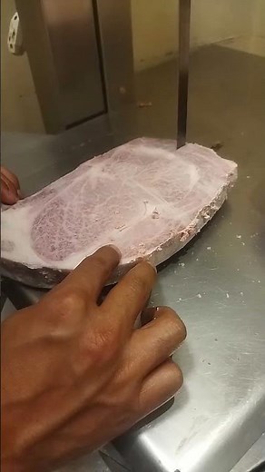 Cutting the World's Most Expensive Steak