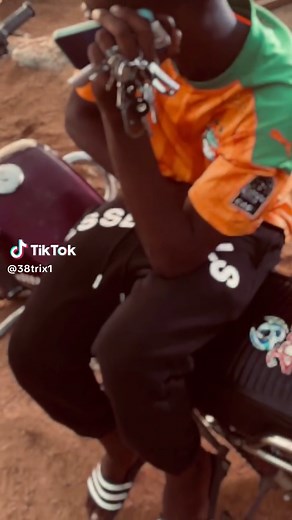 Vidéos de Didi-trix❤️ (@38trix1) avec son original - ERIC KOMPRESSOR